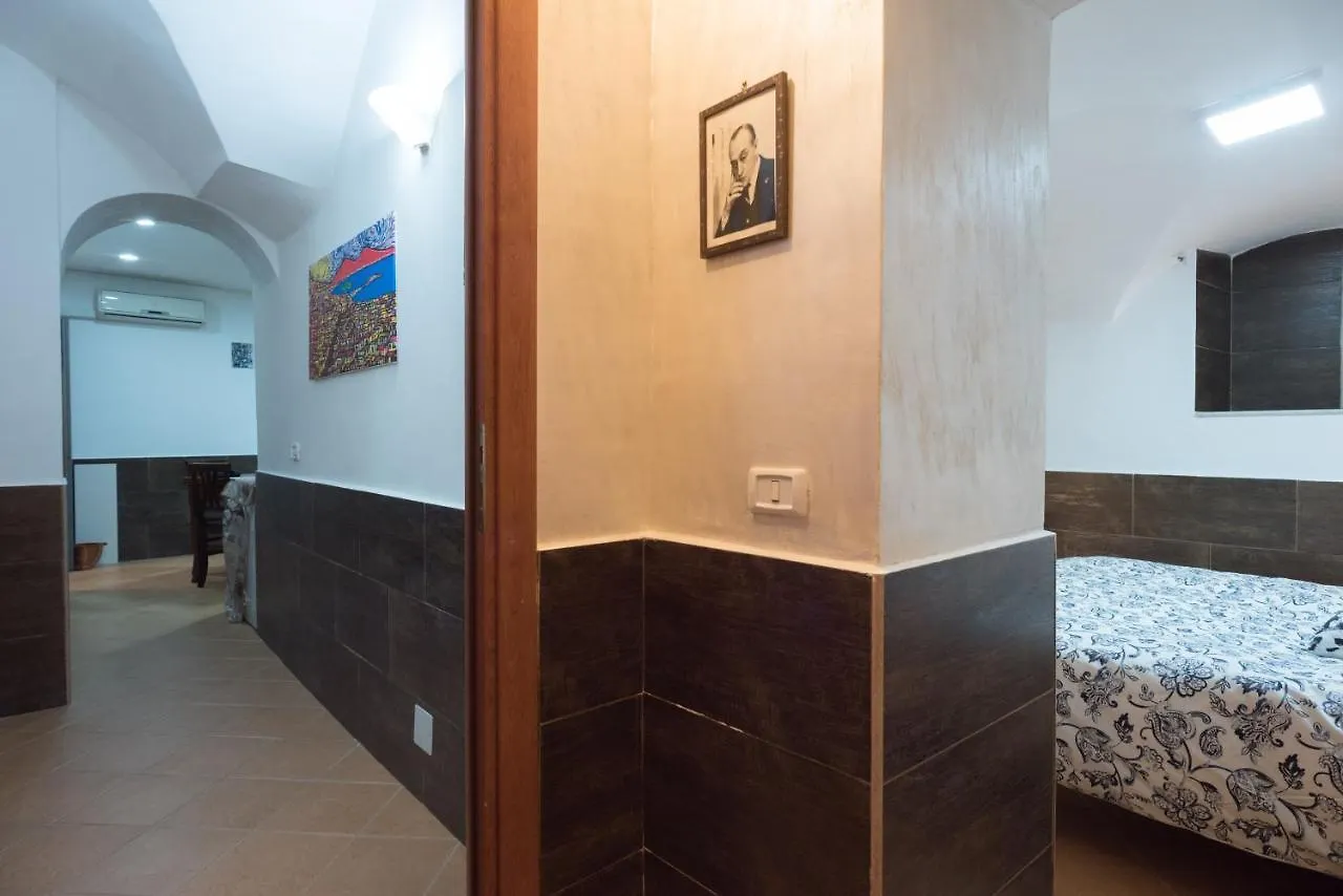 Apartamento Casetta Decumani Nápoles